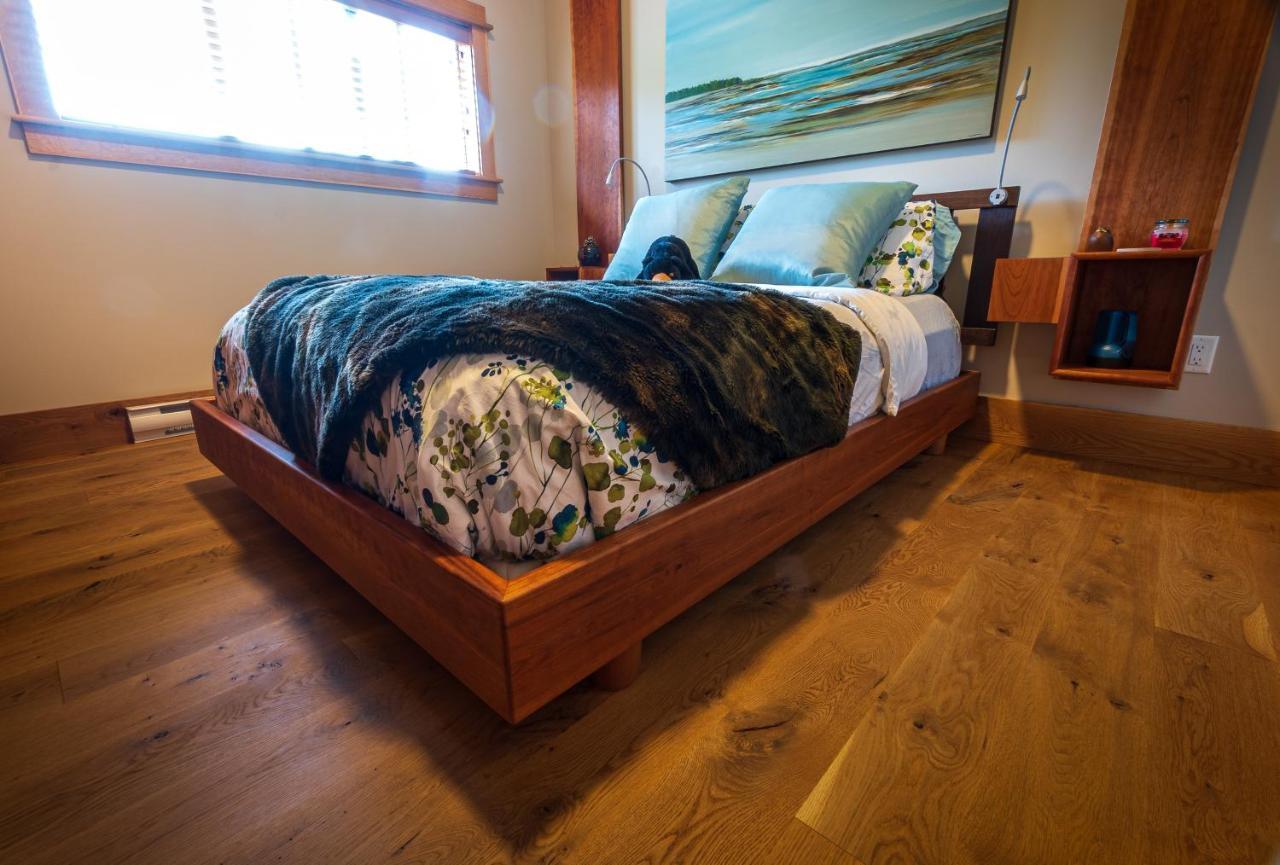 Bjorn Holm Villa Port Renfrew Exteriör bild