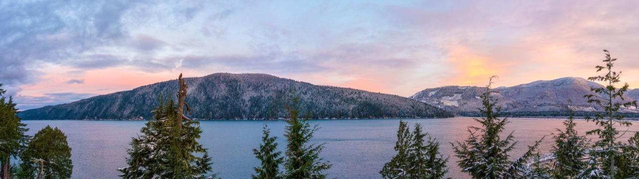 Bjorn Holm Villa Port Renfrew Exteriör bild