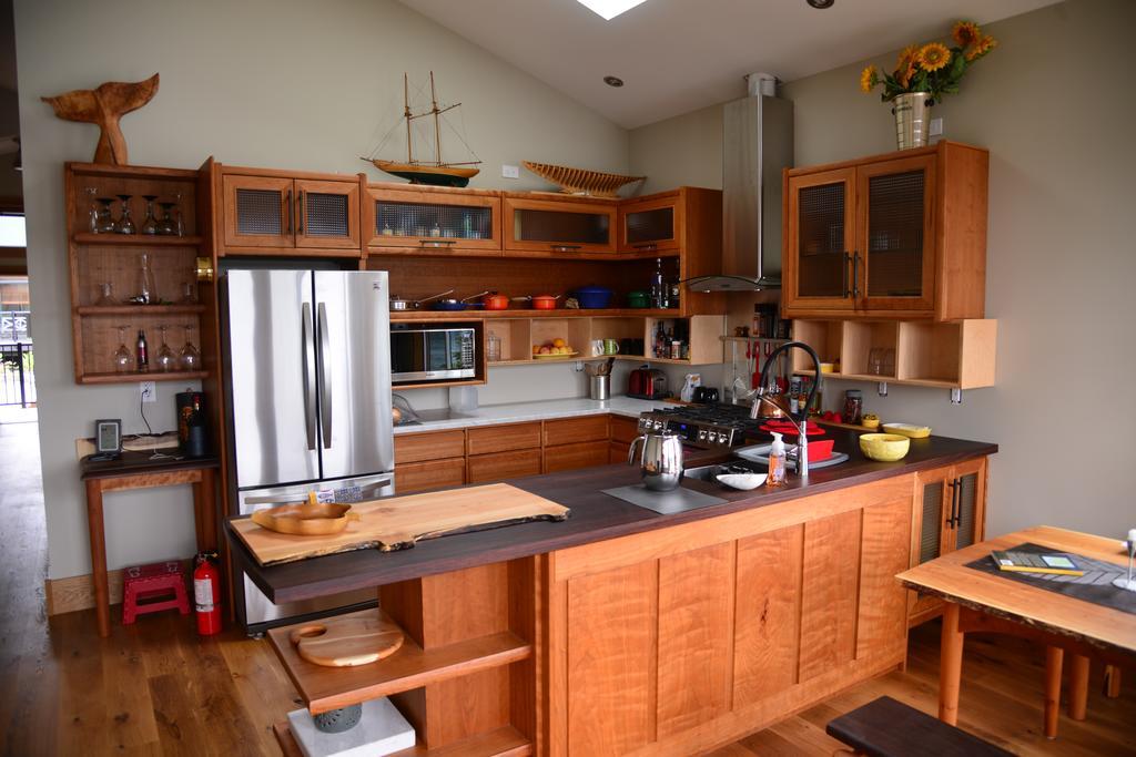 Bjorn Holm Villa Port Renfrew Exteriör bild
