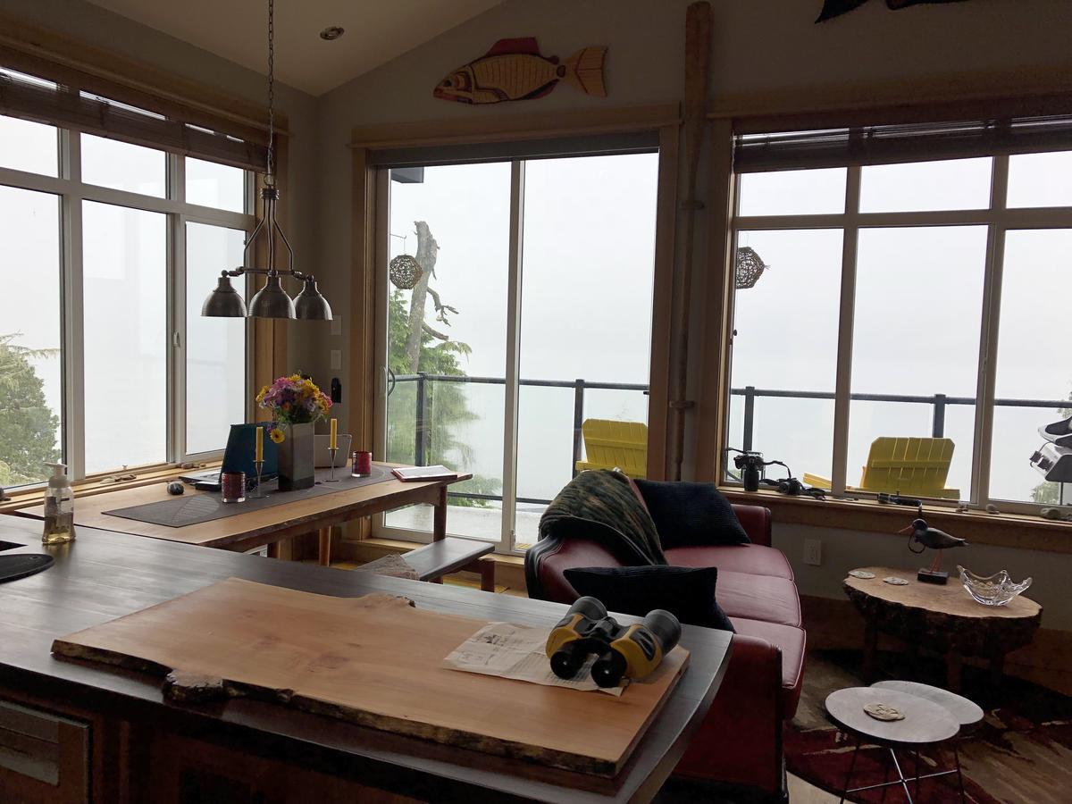 Bjorn Holm Villa Port Renfrew Exteriör bild